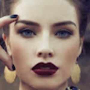 Meet your Posher, Marina